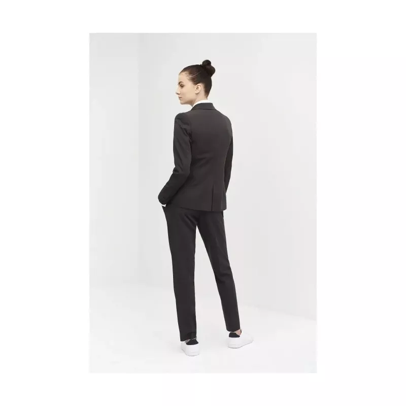 Pantalón camarera Monza 04022 regular fit negro T-50 de tejido suave con diseño elegante y acabado moderno.
