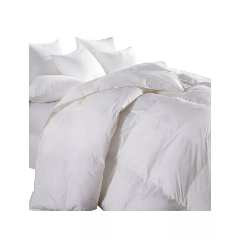 Edredón Plumonluxe 95% blanco 220*220 cm 220 gr, suave y ligero, ideal para climatización en cualquier temporada.