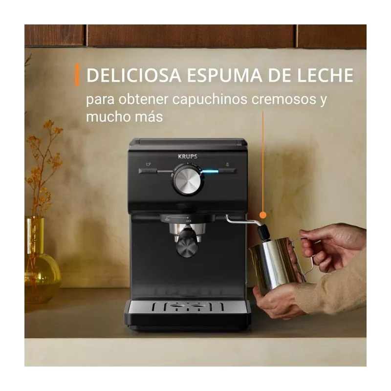 Cafetera espresso manual Krups Authentic XP3818 15 bares en color negro, diseño compacto con espumador de leche.
