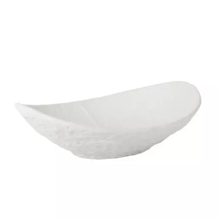 CANTABRO BANDEJA OVAL 24*16 P997076 de cerámica blanca con diseño curvado y acabado liso ideal para servir alimentos.