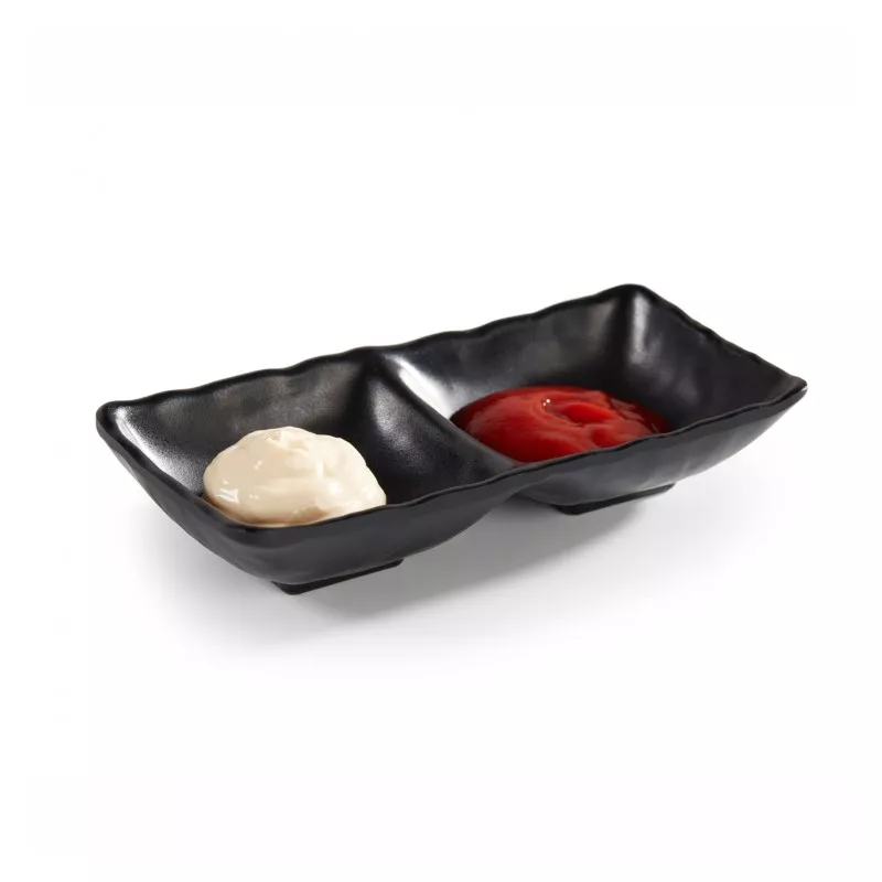 Bandeja Black Snack 17x8 P22120 de cerámica negra con dos compartimentos para salsas y un diseño elegante.
