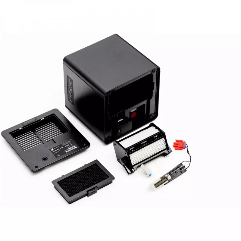 Purificador Haverland 21W D105597M negro compacto con filtros HEPA desmontables y diseño moderno.