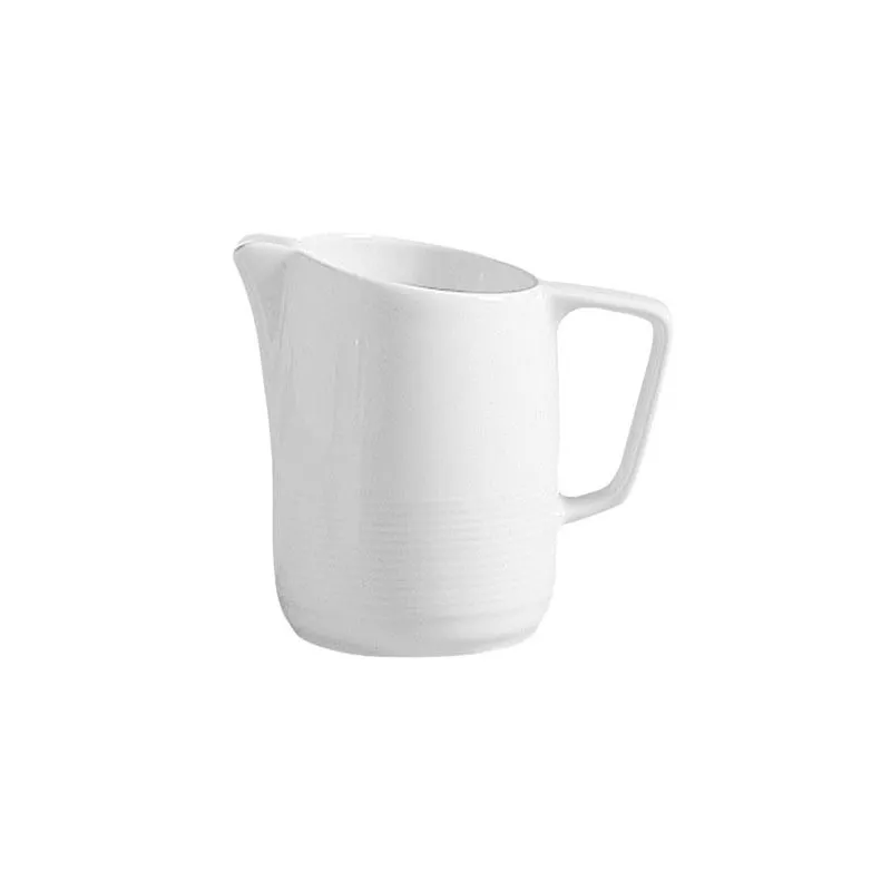 LECHERA CORAL 330 CC de cerámica blanca con diseño elegante y acabado liso, ideal para servir leche.