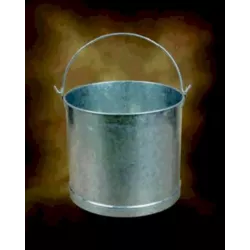 CUBO RECTO 12 CINC 30.CM 18L de metal galvanizado con diseño robusto y asa para fácil transporte.