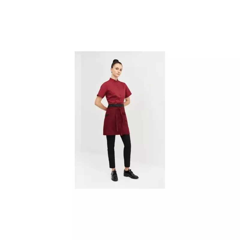 Delantal corto camarero Monza 06424 granate con cinta de polipiel, diseño elegante y moderno para uniformes.