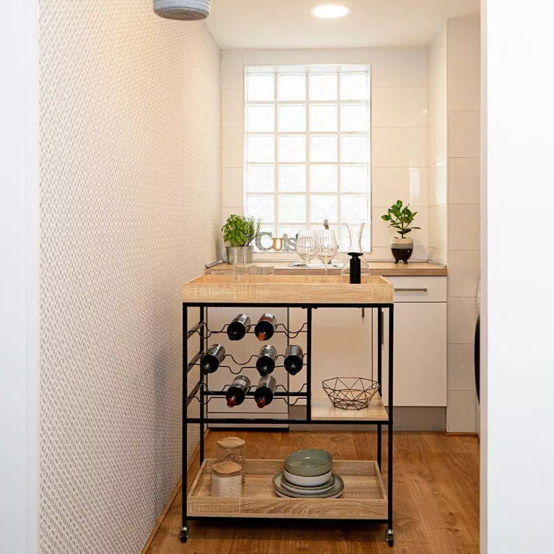 Carrito botellero Quid MOA-Vinthera acero negro y MDF 75cm con diseño moderno y acabado elegante para vinos.