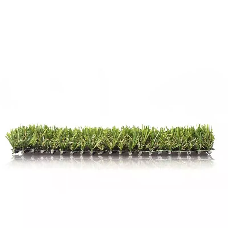 Césped artificial Realturf BasicPlus 20 mm (1 m2) color verde con hilos de polietileno y textura natural.