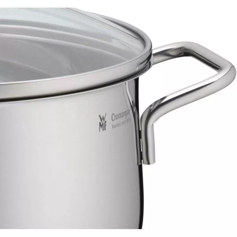 Cacerola baja WMF Diadem Plus 16 cm acero inox con tapa de vidrio y asas ergonómicas, ideal para cocinar con estilo.