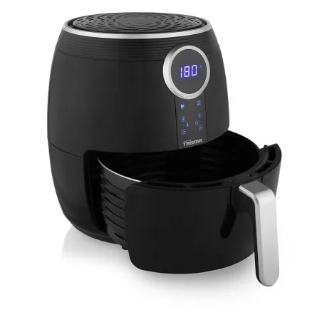 Freidora de aire Tristar FR6956 4,5L 1500W digital negra con pantalla LED y diseño compacto.