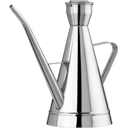 Alcuza profesional inox clásica 1L Ilsa de acero inoxidable brillante con diseño ergonómico y pico vertedor.