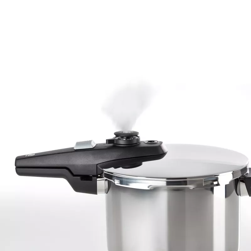 Olla a presión BRA Active Pro 7 L acero inoxidable con diseño moderno y tapa de seguridad en color negro.