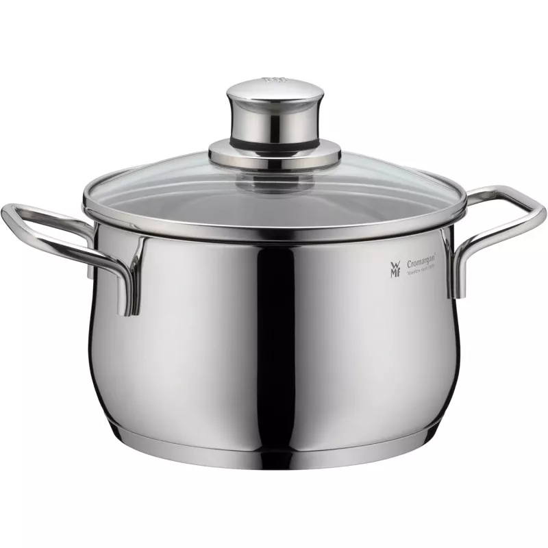 Olla baja WMF Diadem Plus 16 cm de acero inoxidable con tapa de vidrio y asas ergonómicas para inducción.