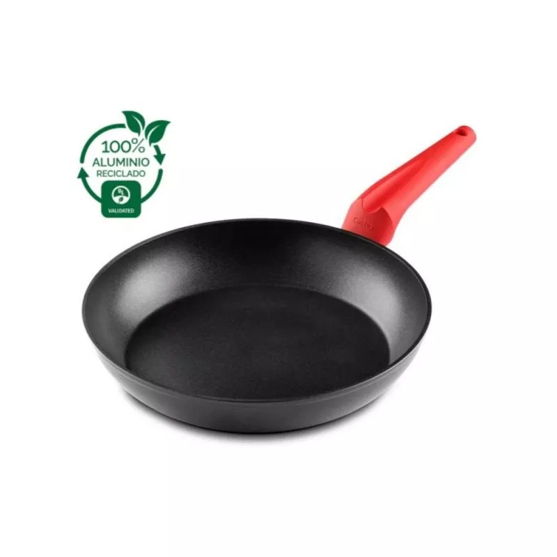 Sartén Castey Red 24 cm de aluminio fundido con mango rojo y acabado antiadherente ideal para inducción.