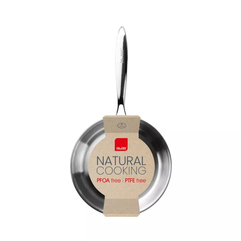 Sartén Ibili Triply Natural 18 cm de acero inoxidable tricapa, diseño elegante con mango ergonómico y acabado brillante.