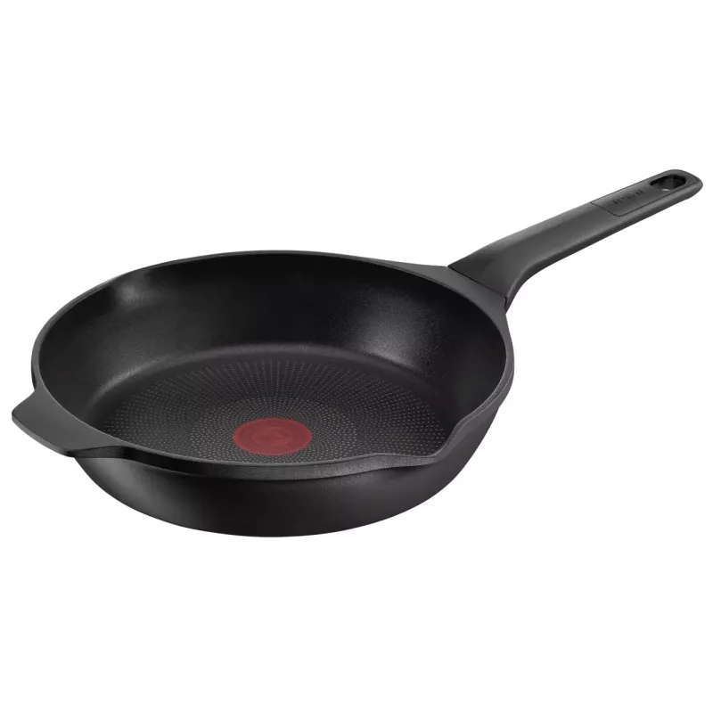 Sartén Tefal Robusto 26 cm aluminio inducción color negro con diseño antiadherente y mango ergonómico.