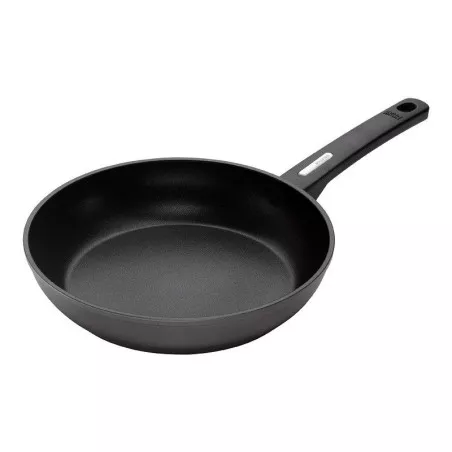 Sartén Kuhn Rikon Easy Induction 20 cm de aluminio con acabado antiadherente y mango ergonómico negro.