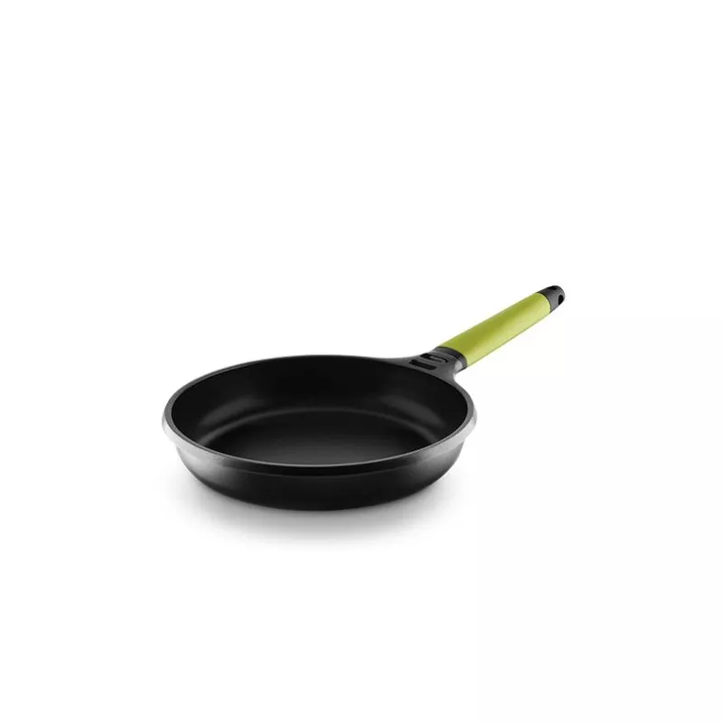 Sartén Fundix Kiwi 24 cm de aluminio fundido inducción con mango verde y superficie antiadherente.