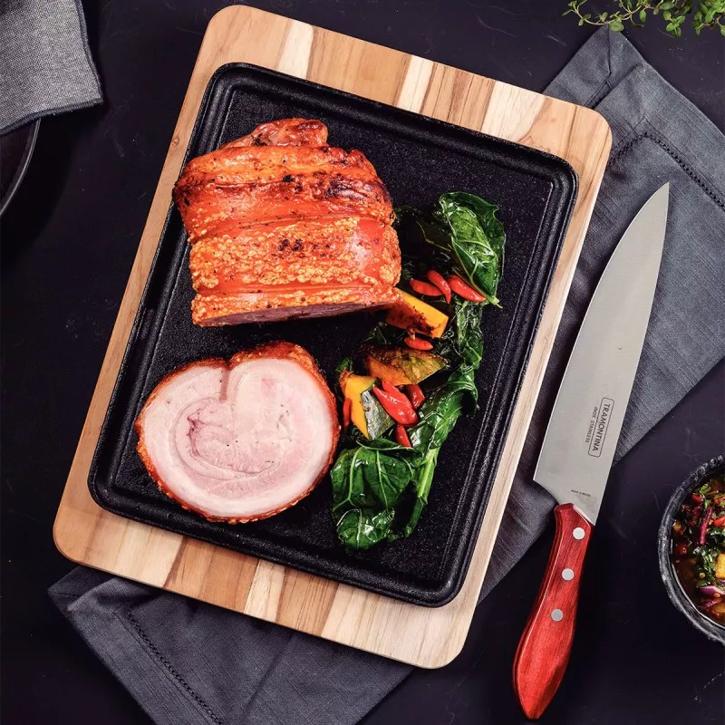 Plancha Tramontina hierro fundido 40x28 cm parrilla con base de madera y diseño elegante para asados.