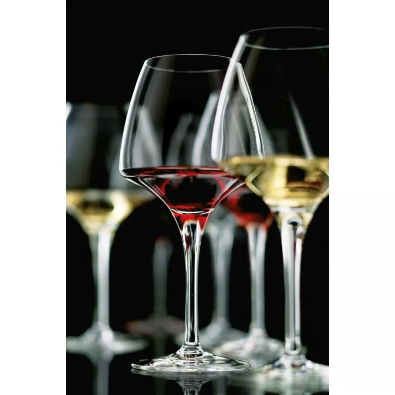 COPA OPEN UP 40 CHEF 9261011 de cristal transparente con diseño elegante y base estable ideal para vino.