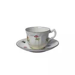 TAZA THE C/P FLORES*FRUTAS C/FILO de porcelana blanca con diseño floral y acabado brillante, incluye plato.