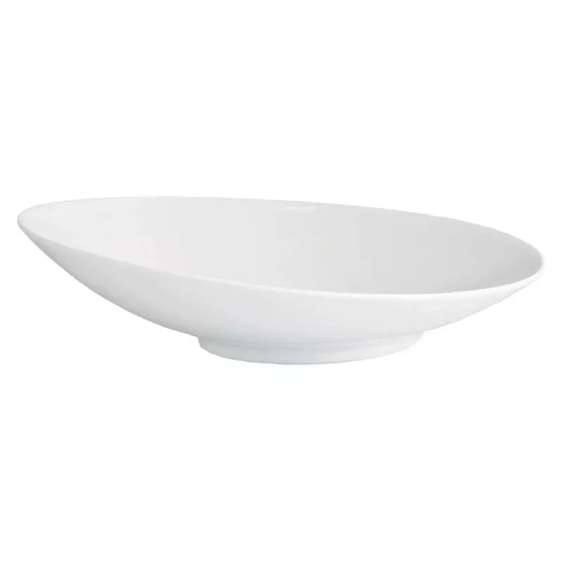 PLATO TRATTORIA 18X8 B4125 de cerámica blanca con diseño ovalado y acabado brillante, ideal para servir ensaladas.