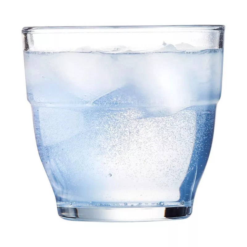 VASO FORUM 23 CL FB de vidrio transparente con acabado brillante y diseño moderno ideal para bebidas frías.