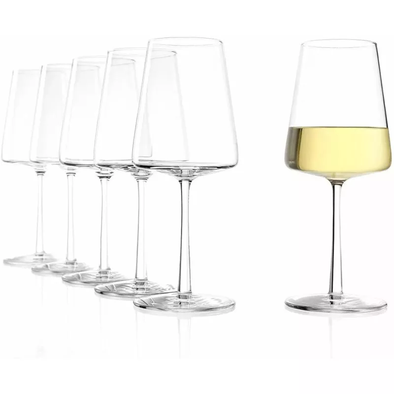 COPA POWER BCO 40 CL de vidrio transparente, diseño elegante y base resistente, ideal para vinos blancos.
