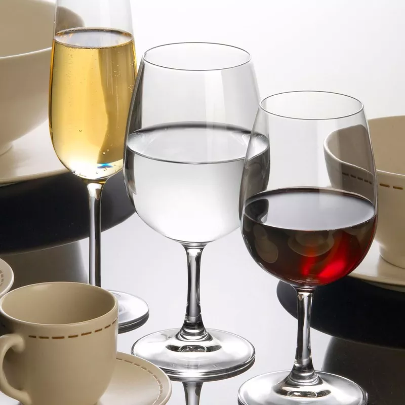 COPA WEINLAND BCO 45 CL transparente de cristal con base ancha y diseño elegante ideal para vinos y licores