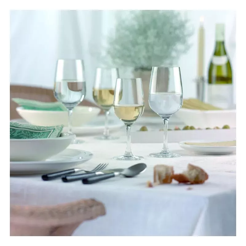 COPA ZWIESEL CONGRESO BURDEOS 130 de cristal transparente con diseño elegante y acabado pulido ideal para vino.