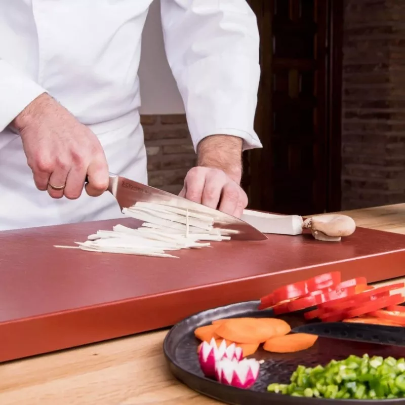 CUCHILLO TOLEDO COCINERO 25 CM 01534 de acero inoxidable con mango ergonómico y acabado pulido para cortes precisos.