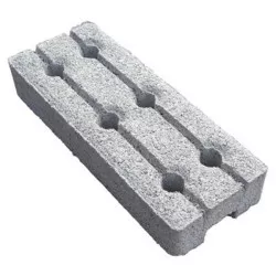 BASE HORMIGON MALLA MOVIL INDUSMETAL gris de hormigón con diseño modular y agujeros de drenaje para construcción.