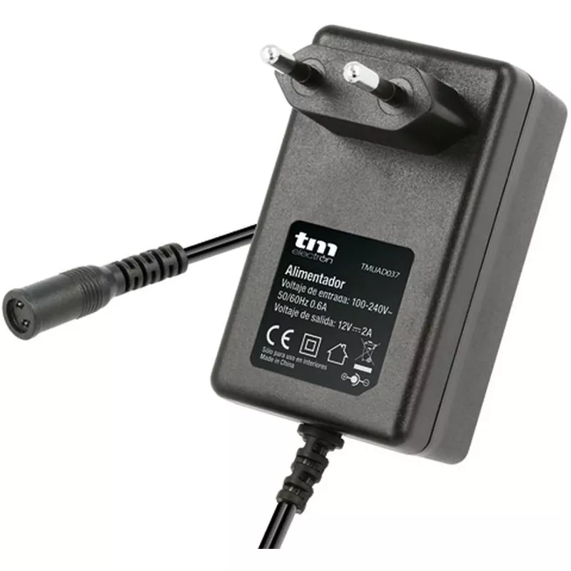 ALIMENTADOR ELECT. EST. 12V TMUAD037 negro, compacto, con diseño ergonómico y cable de conexión robusto.