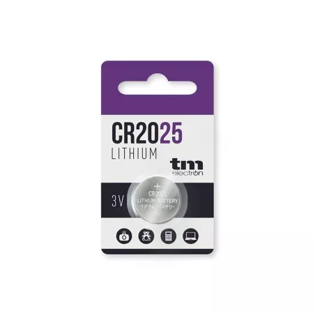 PILA BOTON CR2025 TME de litio 3V, diseño circular y acabado plateado ideal para dispositivos electrónicos.