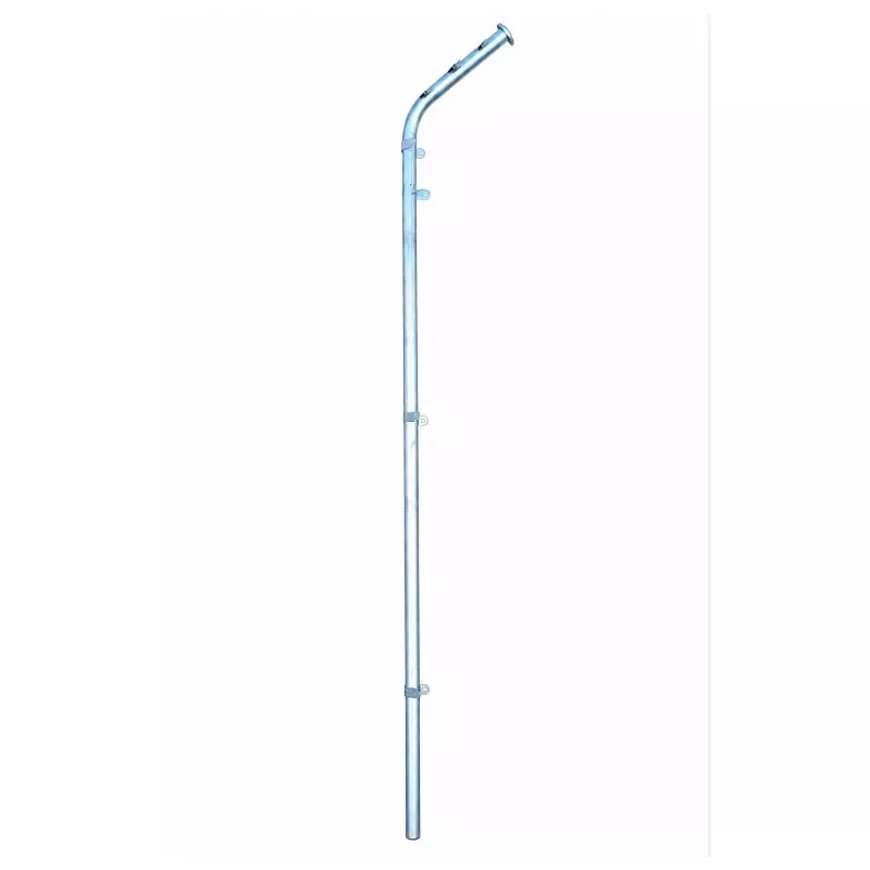 POSTE ESQUIN C/BRAZO 100 M/M VIM de acero galvanizado, acabado brillante, ideal para soporte de estructuras.