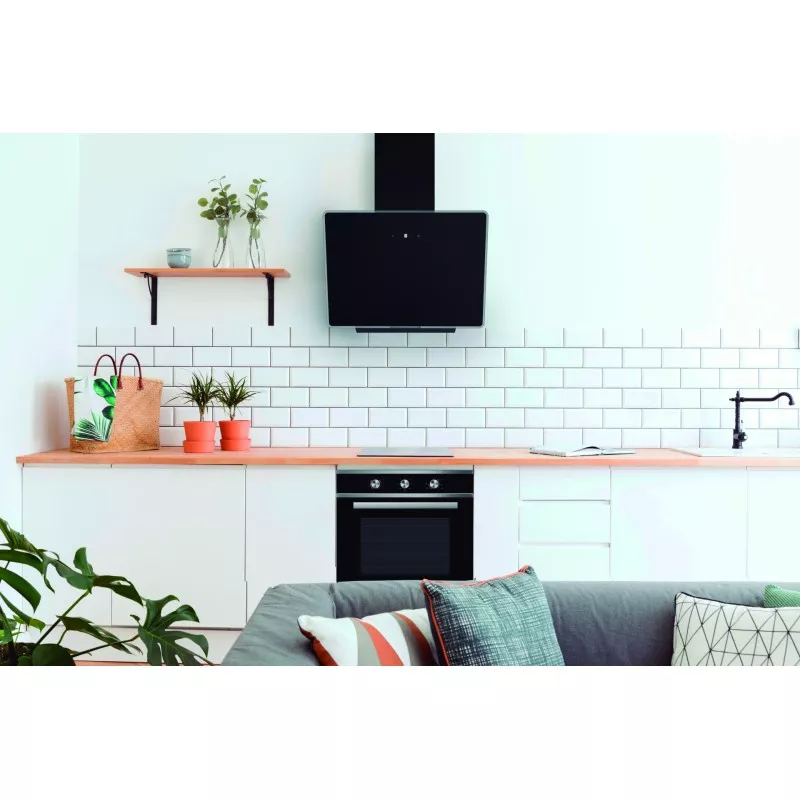 Campana decorativa inclinada Midea MH90A3200B-ES – 90 cm color negro, acabado en acero inoxidable, diseño moderno y funcional.
