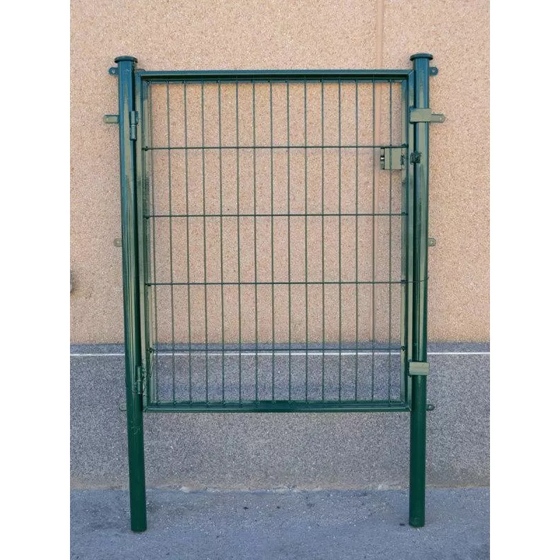 PUERTA 080 X 100 VERDE NUEVA con diseño moderno, estructura metálica y acabado resistente para exteriores.