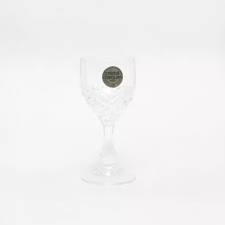 COPA CHENONCEAUX Nº 7 LICOR D\'ARQUE de cristal, diseño tallado en forma de diamante, acabado transparente y elegante.