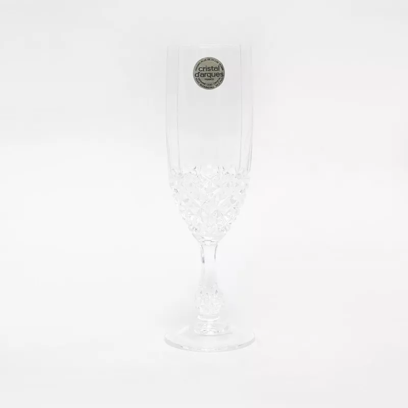 COPA CHENONCEAUX CHAMPAN D\'ARQUES de cristal transparente con diseño brillante y base decorativa en relieve.