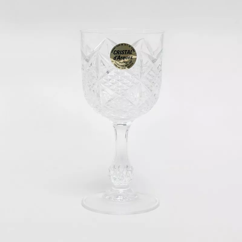 COPA ERMENOVILLE Nº 5 JEREZ D\'ARQUE de cristal transparente con diseño tallado y base acampanada.