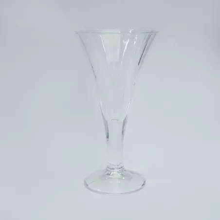 COPA MONCEAUX Nº 3 VINO D\'ARQUES transparente de cristal con diseño elegante y acabado brillante