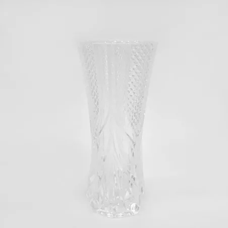 VASO ROYALE 17 D\'ARQUES de cristal transparente con diseño tallado y acabado brillante, ideal para presentar bebidas.