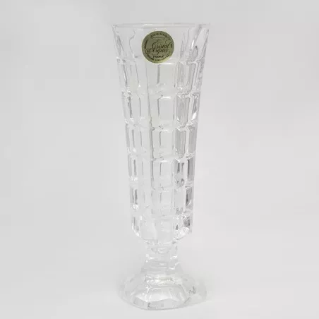 VASO SOLIFLOR 17 FONTENAY D\'ARQUE de cristal transparente con diseño tallado y base acampanada.