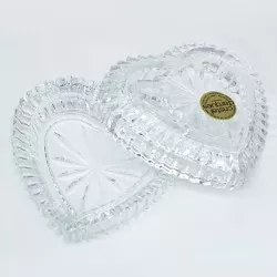 BOMBONERA COEUR D\'ARQUES de cristal transparente con diseño en forma de corazón y acabado tallado.
