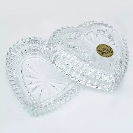 BOMBONERA COEUR D\'ARQUES de cristal transparente con diseño en forma de corazón y acabado tallado.