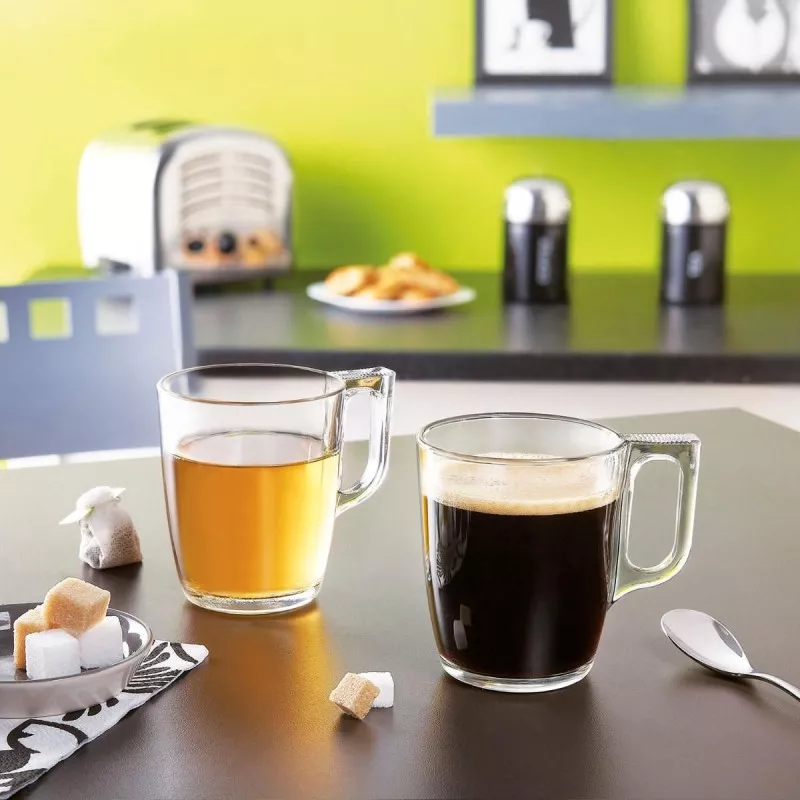 TAZA-MUG 25 CL TRANSP. 5427248 de vidrio transparente con diseño moderno y asa ergonómica ideal para café o té.