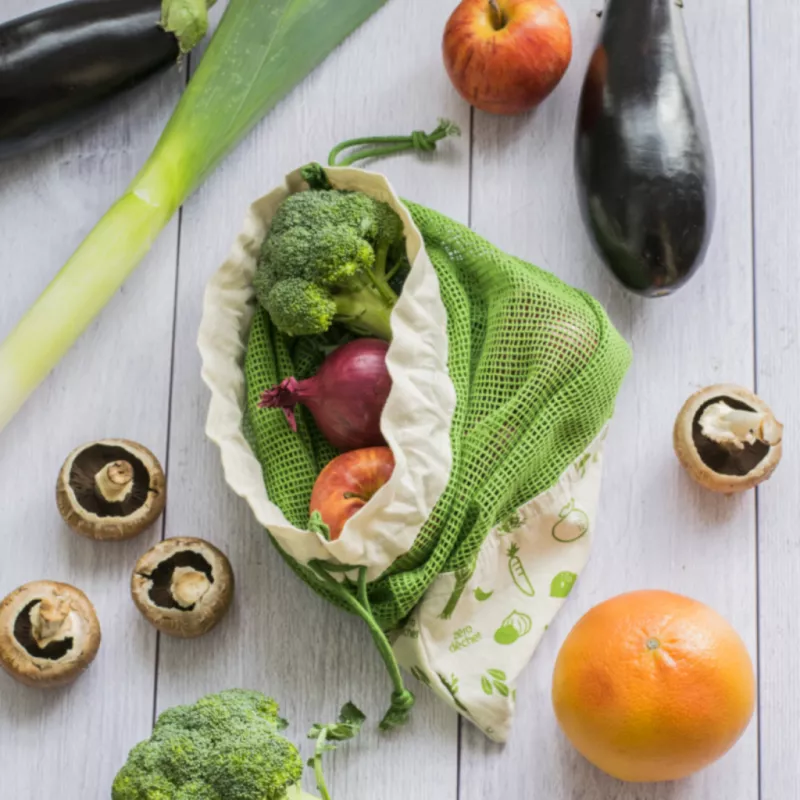 Bolsa para verduras Pebbly de algodón orgánico verde, 40 x 30 cm, diseño malla transpirable ideal para alimentos.