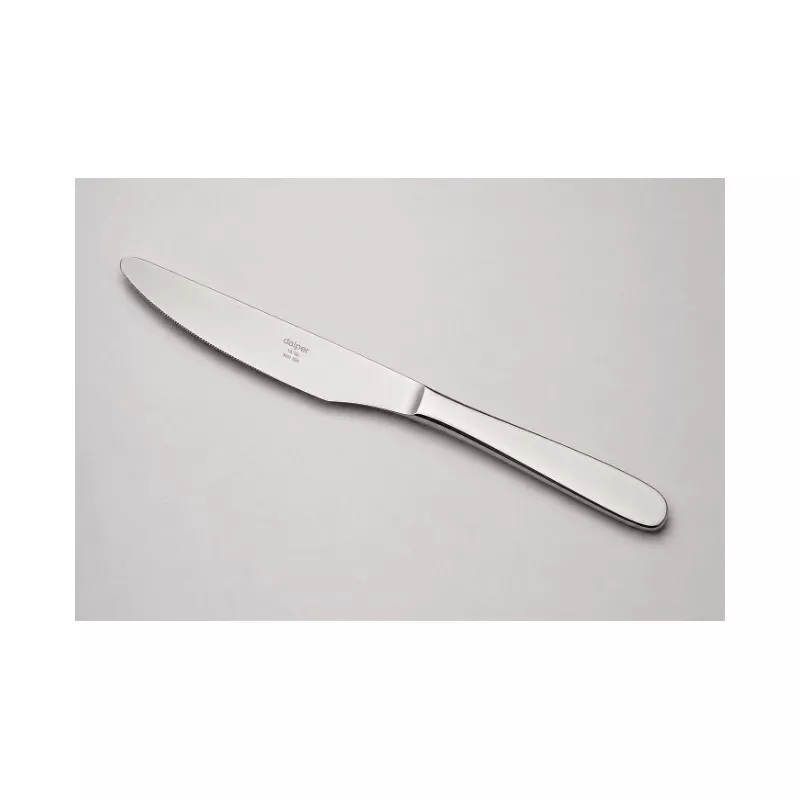 Cuchillo postre Magefesa 86 de acero inoxidable con acabado pulido y diseño ergonómico para un fácil manejo.