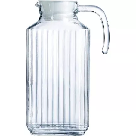 JARRA QUADRO 1.7 C/TAPA BCA 30629 de vidrio transparente con diseño estriado y tapa blanca.