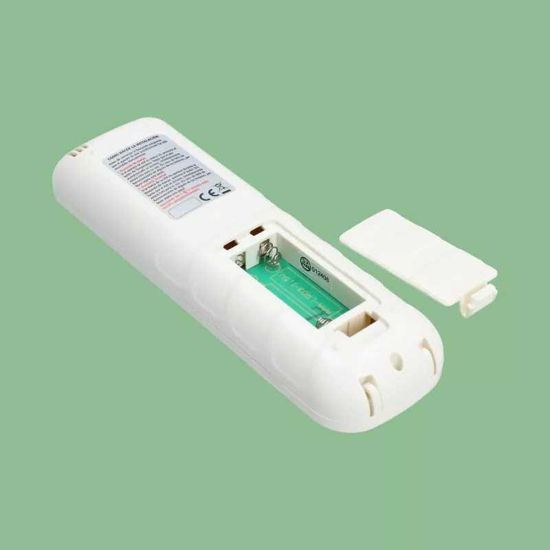 MANDO AIRE ACOND.TM ELECTRON TMUR C200 control remoto blanco con diseño ergonómico y batería recargable.