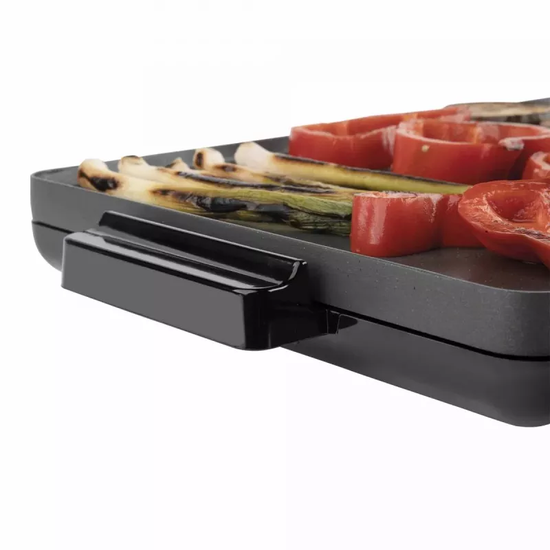 Plancha Jata JEGR1603 XXL 60 x 35 cm 2400 W en color negro, superficie antiadherente y diseño moderno.